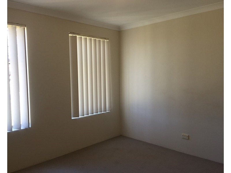 7 Manila Place, Warnbro WA 6169