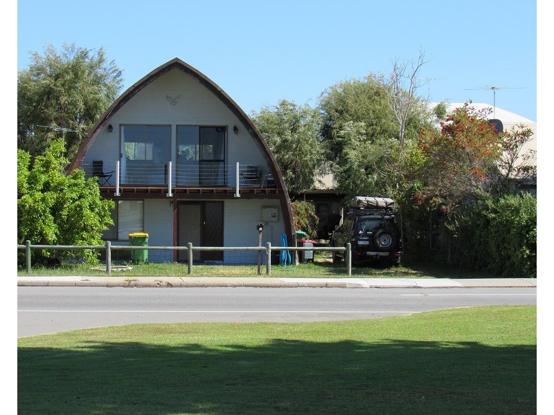 61 Esplanade, Rockingham WA 6168