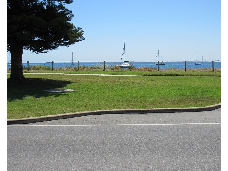 61 Esplanade, Rockingham WA 6168