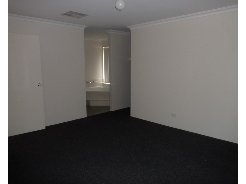 79 Hawker Street, Shoalwater WA 6169