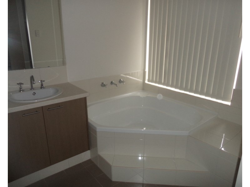 79 Hawker Street, Shoalwater WA 6169