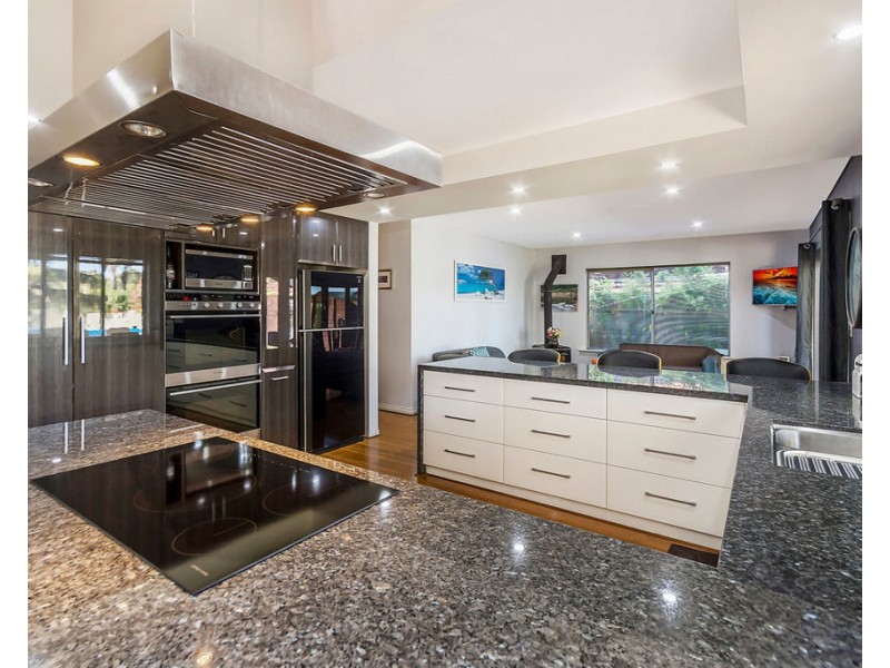 24  Regan Street, Rockingham WA 6168