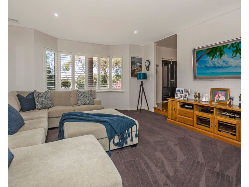 24  Regan Street, Rockingham WA 6168