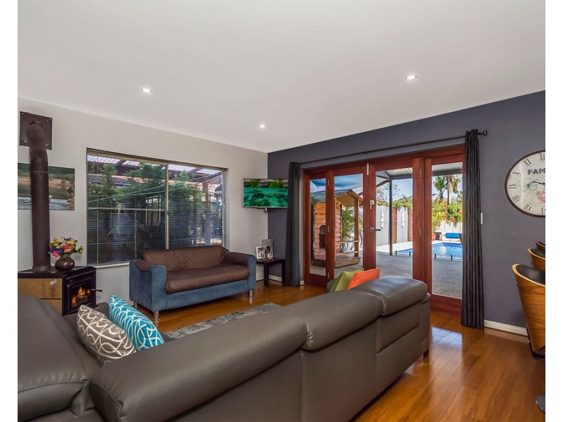 24  Regan Street, Rockingham WA 6168