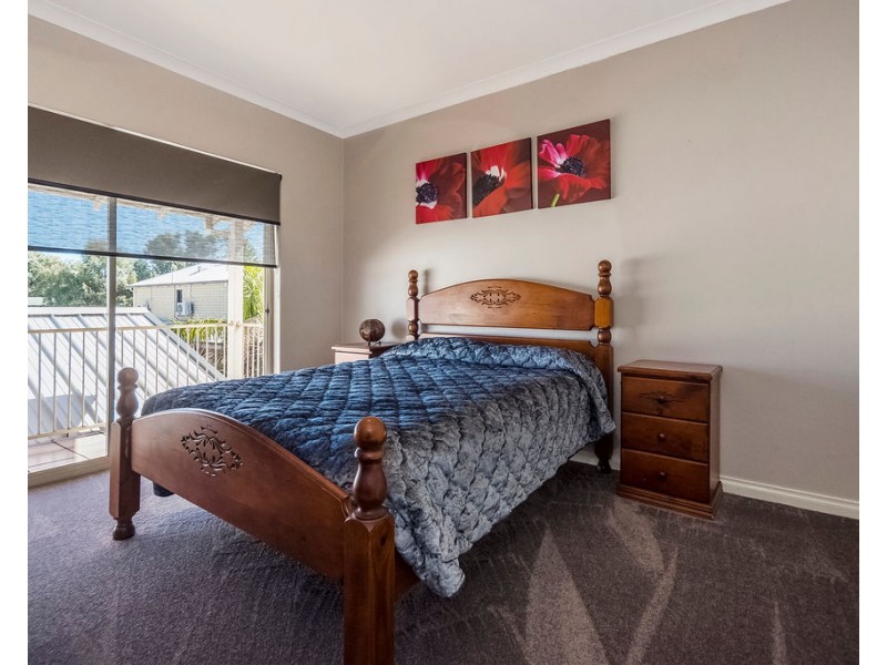 24  Regan Street, Rockingham WA 6168