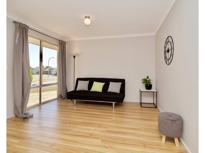 1 Santa Monica Drive, Waikiki WA 6169