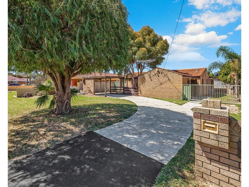 6 Athena Court, Cooloongup WA 6168