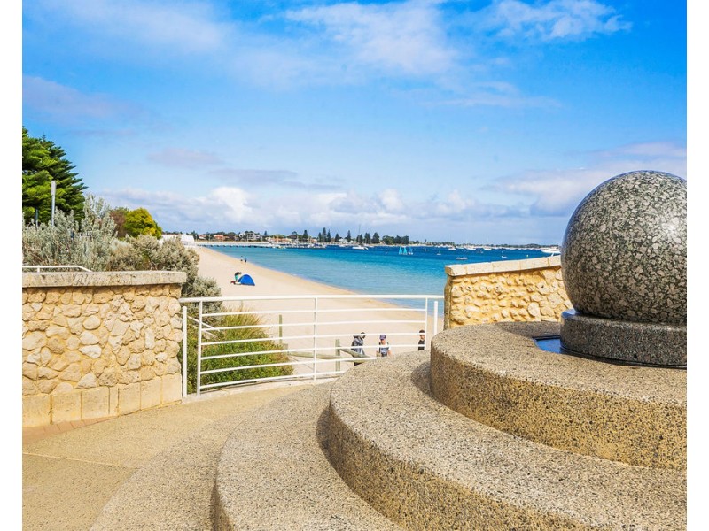 53/17-21 Rockingham Beach Road, Rockingham WA 6168