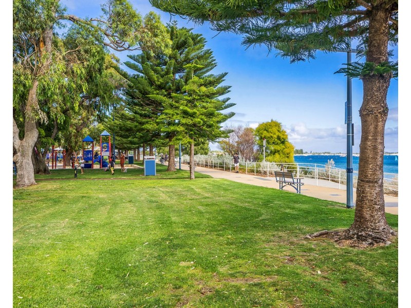 53/17-21 Rockingham Beach Road, Rockingham WA 6168