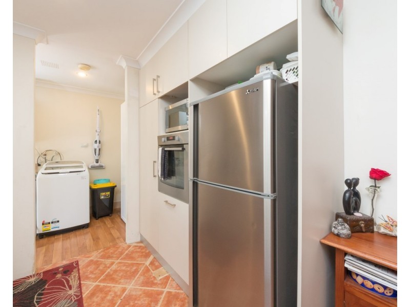 6 Catambro Way, Waikiki WA 6169