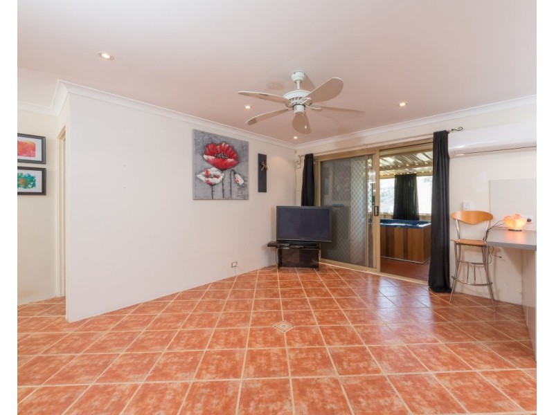 6 Catambro Way, Waikiki WA 6169