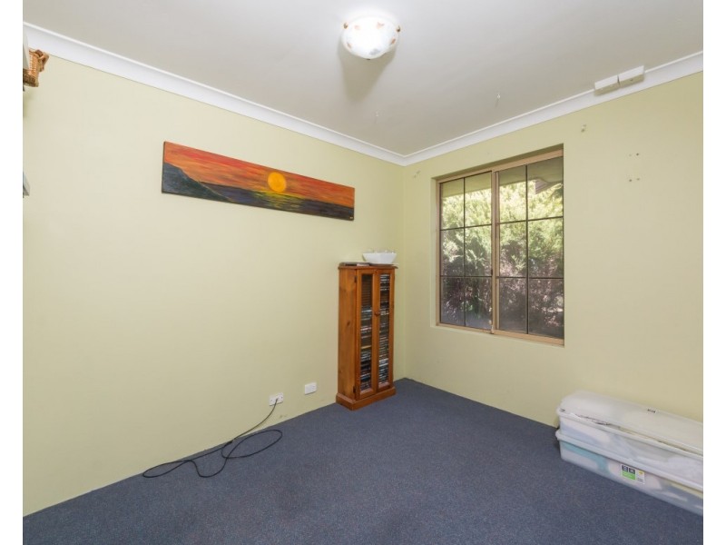 6 Catambro Way, Waikiki WA 6169