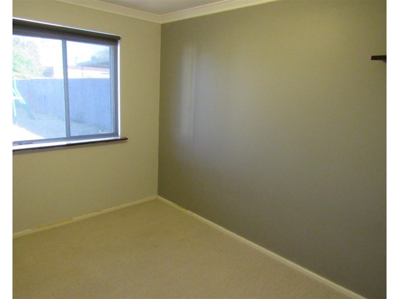 43 Fawdon Street, Safety Bay WA 6169