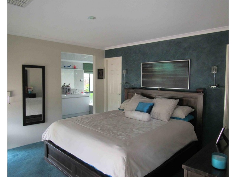 152 Grand Ocean Boulevard, Port Kennedy WA 6172