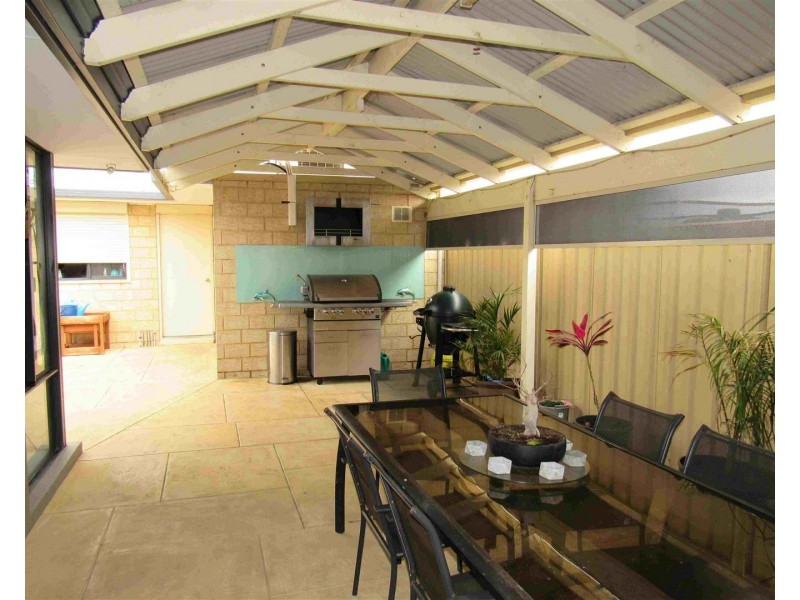 152 Grand Ocean Boulevard, Port Kennedy WA 6172