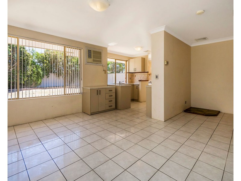 30 Carnegie Loop, Cooloongup WA 6168