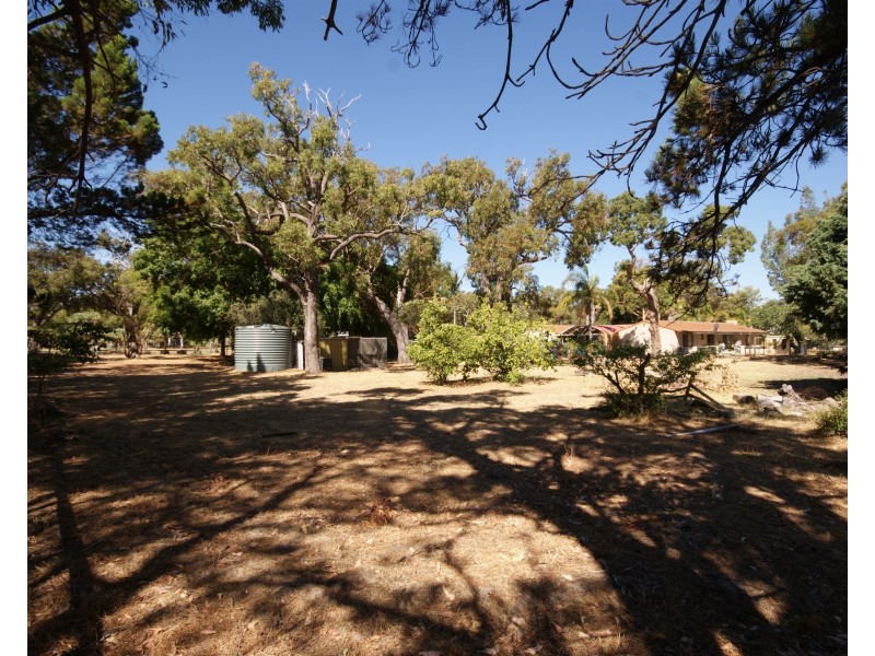 4b Pleasant Grove Circle, Falcon WA 6210