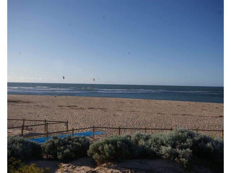 4b Pleasant Grove Circle, Falcon WA 6210