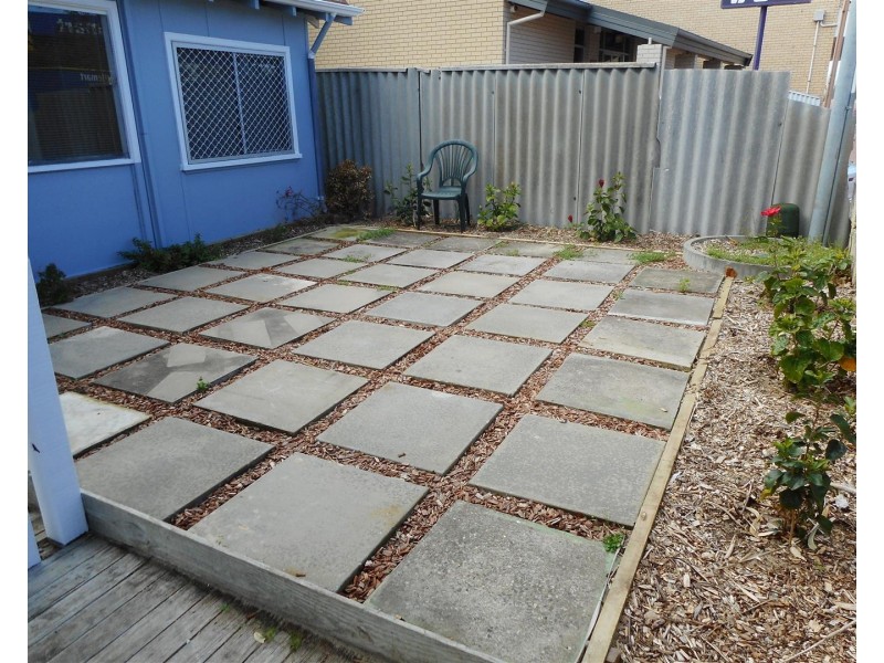 4 Flinders Lane, Rockingham WA 6168