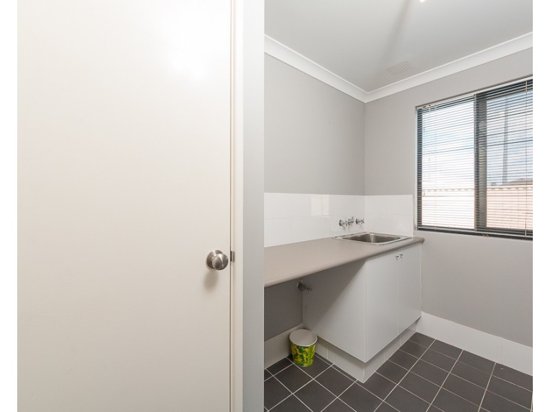 39  Coffs Bend, Secret Harbour WA 6173