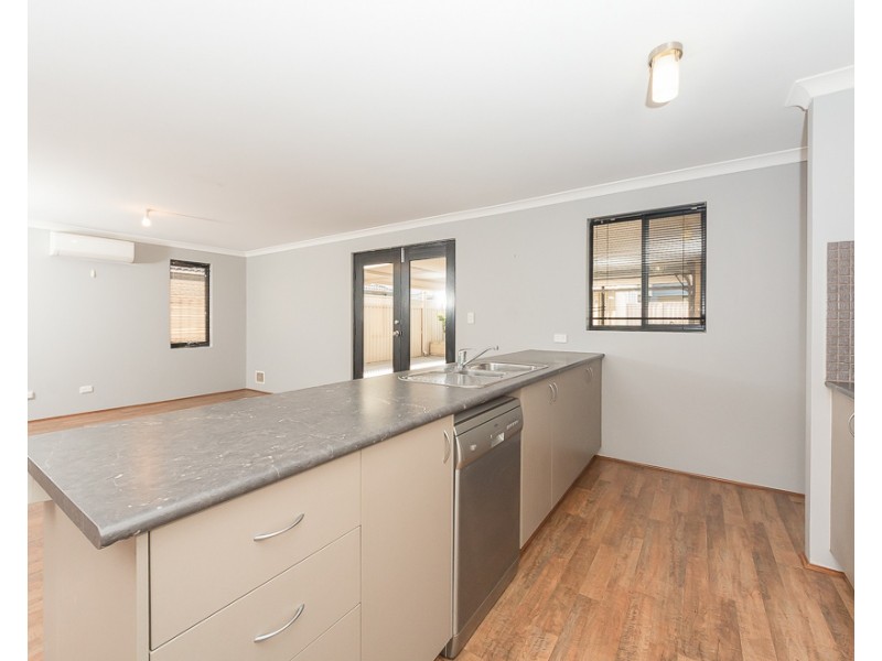 39  Coffs Bend, Secret Harbour WA 6173