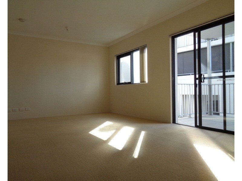 84/18 Kent Street, Rockingham WA 6168