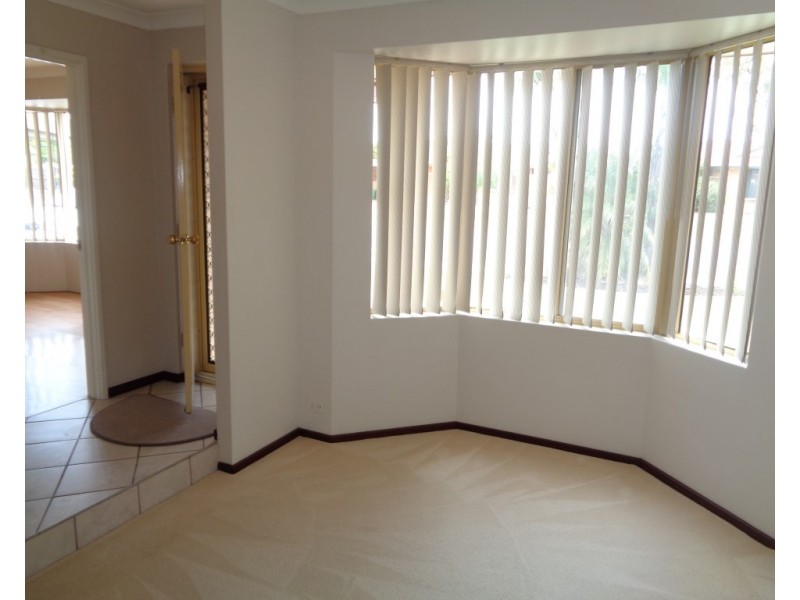 78 Woodbridge Drive, Cooloongup WA 6168