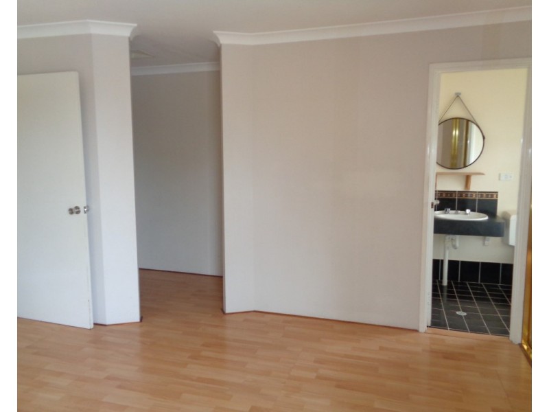 78 Woodbridge Drive, Cooloongup WA 6168