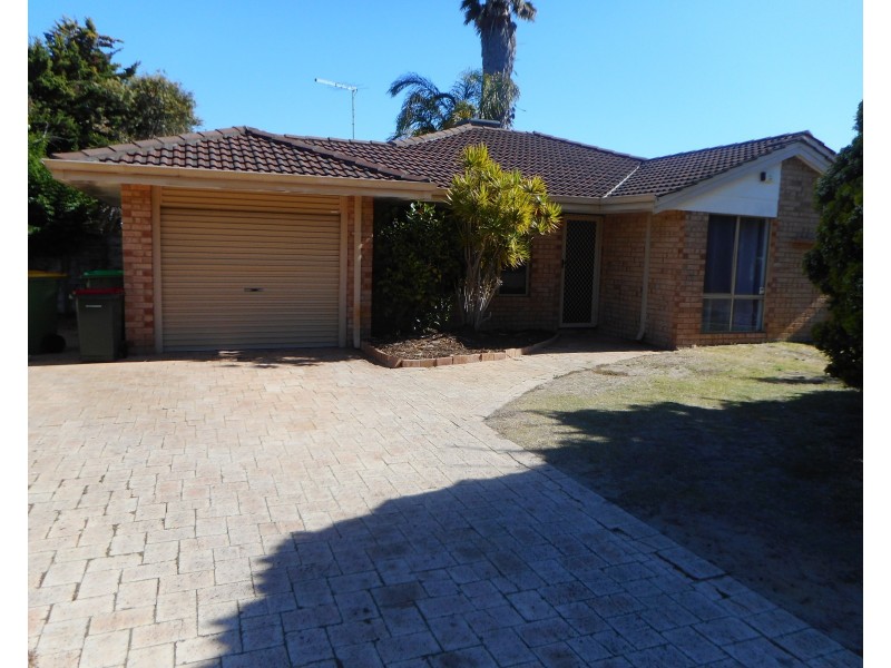 44 Rand Avenue, Waikiki WA 6169