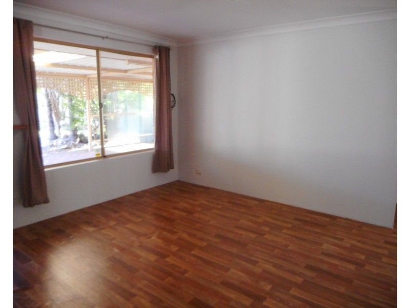 44 Rand Avenue, Waikiki WA 6169