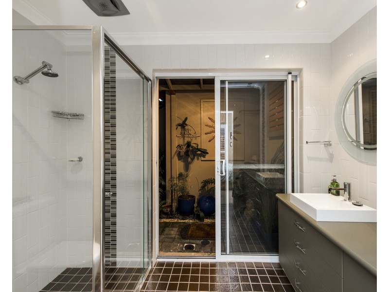 12 Long Beach Rise, Port Kennedy WA 6172