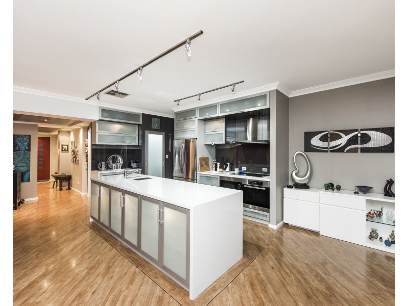 12 Long Beach Rise, Port Kennedy WA 6172