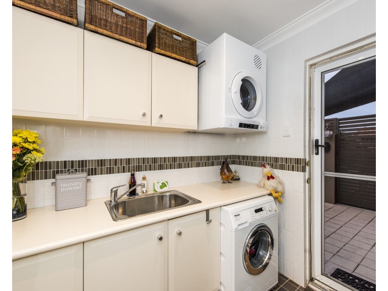 12 Long Beach Rise, Port Kennedy WA 6172