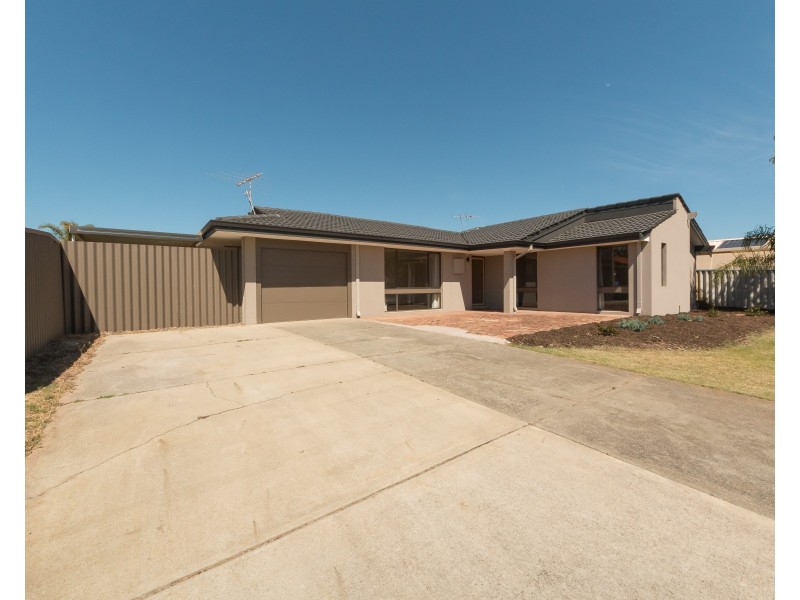 4  Jamaican Road, Safety Bay WA 6169