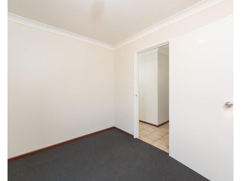 4  Jamaican Road, Safety Bay WA 6169