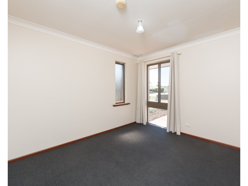 4  Jamaican Road, Safety Bay WA 6169