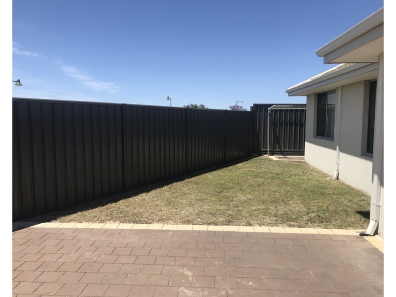 2/9  Wattlebird Way, Baldivis WA 6171