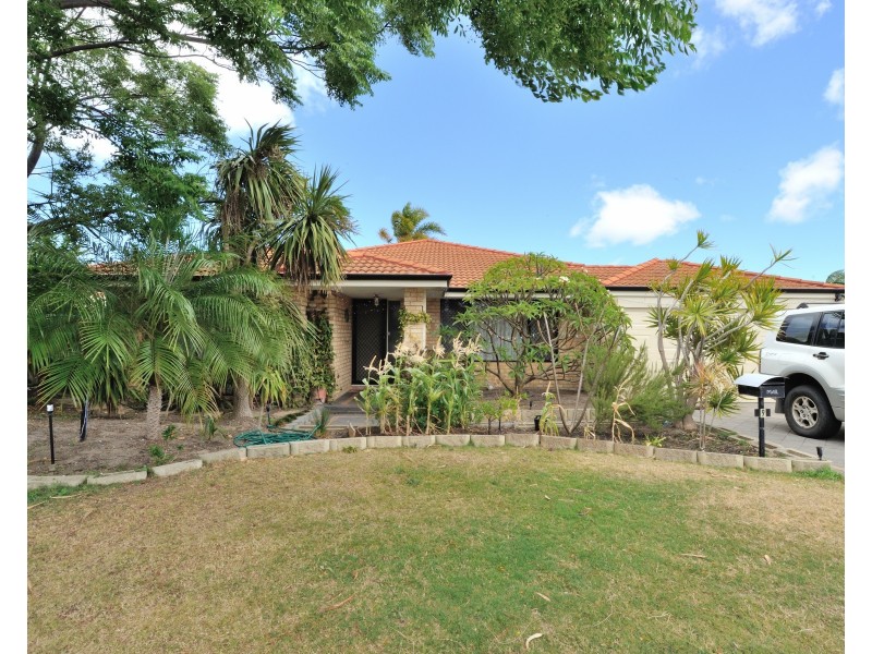 9 La Manche Avenue, Port Kennedy WA 6172