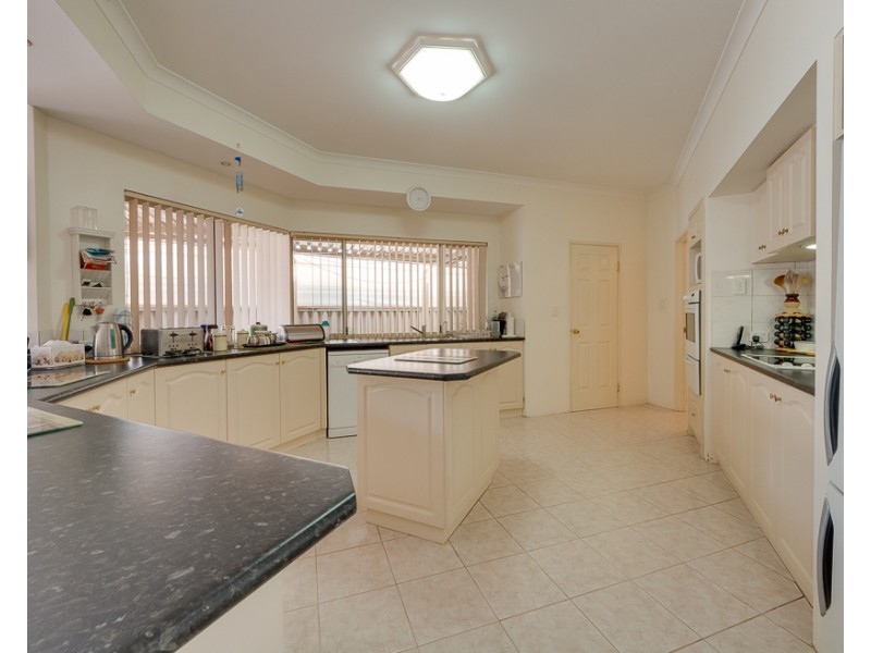 28  Le Mans Elbow, Port Kennedy WA 6172