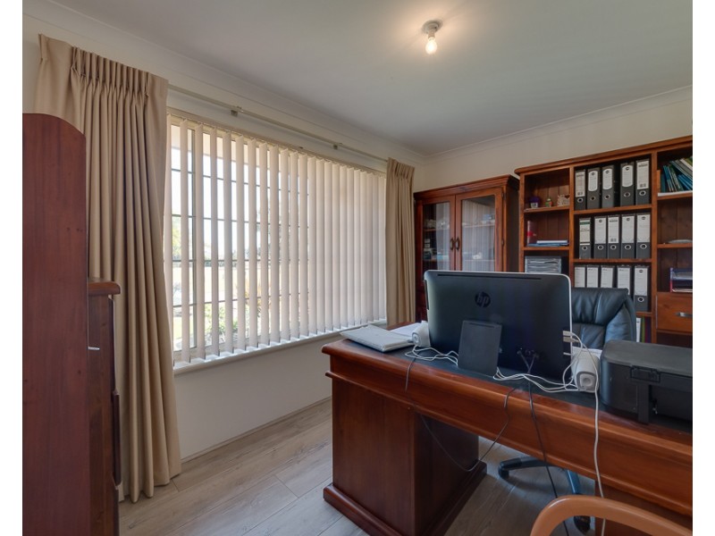 28  Le Mans Elbow, Port Kennedy WA 6172