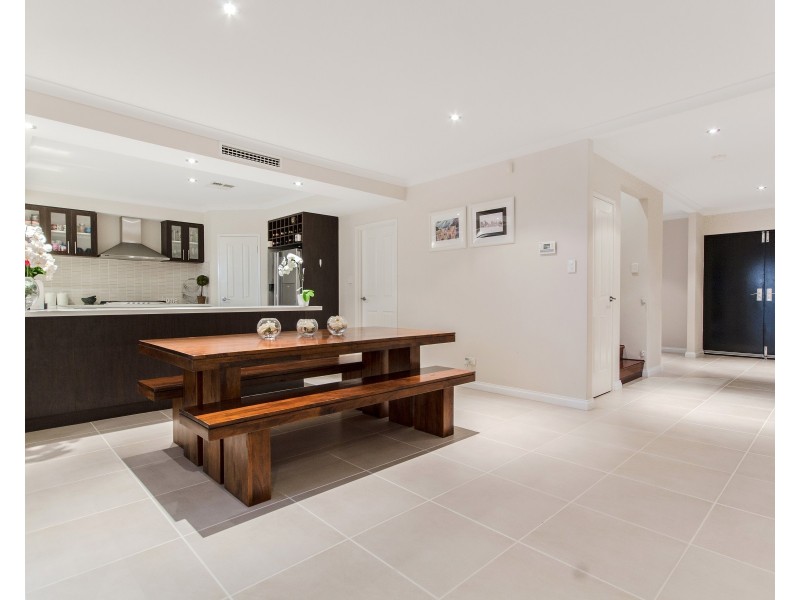 50 Bancoura Parkway, Secret Harbour WA 6173