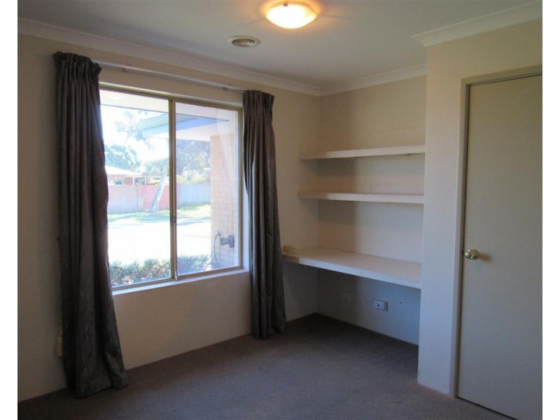 3 Java Place, Waikiki WA 6169