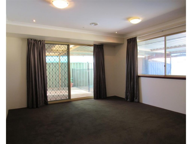 3 Java Place, Waikiki WA 6169