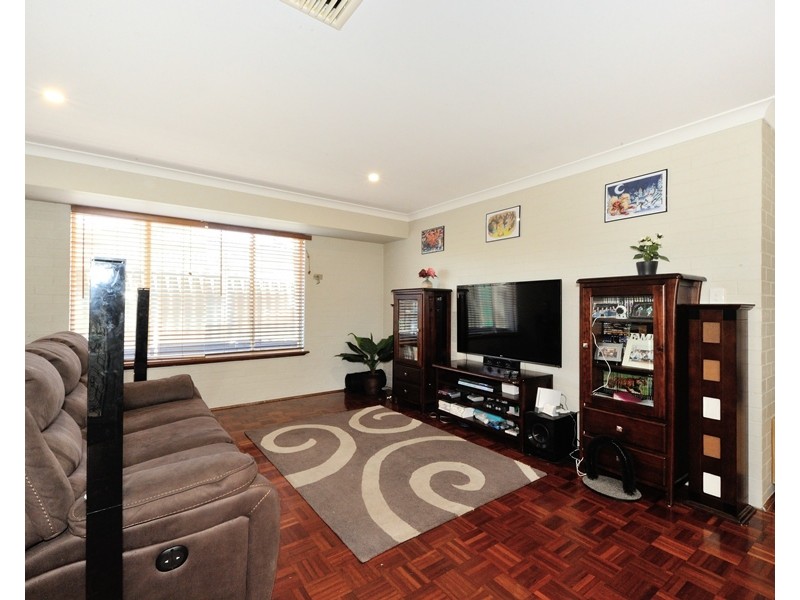 14 Barbados Close, Safety Bay WA 6169