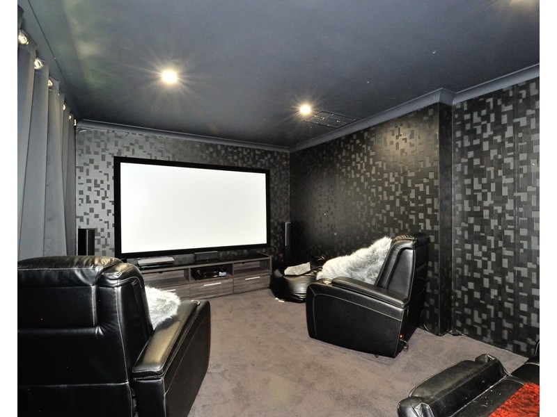 14 Barbados Close, Safety Bay WA 6169