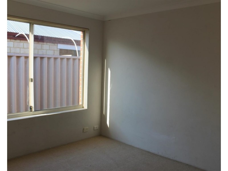 55 Laguardia Loop, Port Kennedy WA 6172