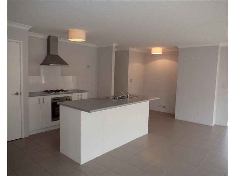 11 Jutland Avenue, Baldivis WA 6171