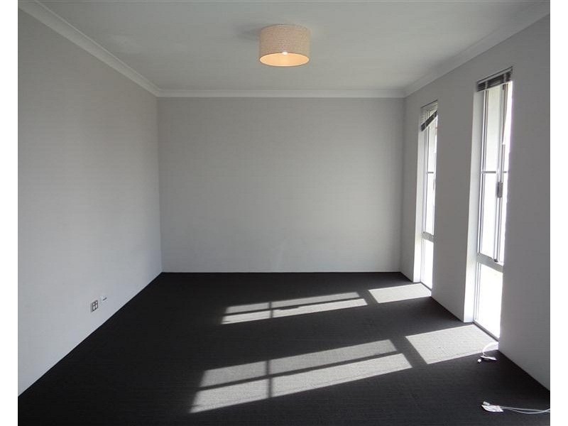 11 Jutland Avenue, Baldivis WA 6171