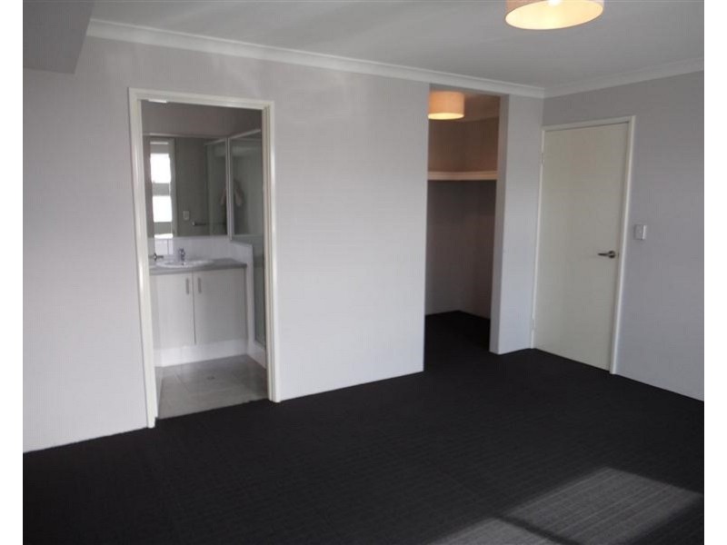 11 Jutland Avenue, Baldivis WA 6171