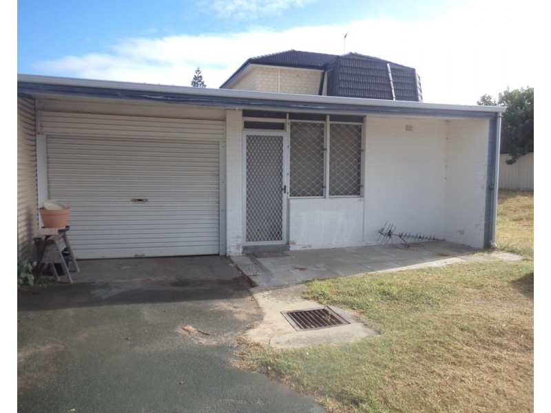 118D Kent Street, Rockingham WA 6168